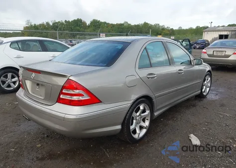 2007 Mercedes-Benz C 230 Sport from USA, damaged, VIN WDBRF52H37E026996